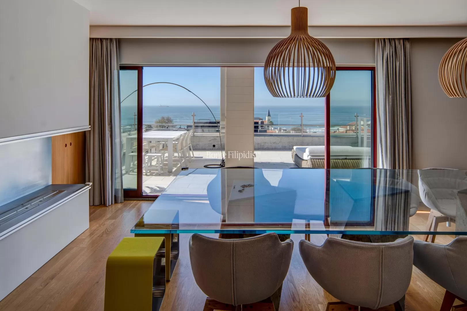 Penthouse T4 + 1 no Prestigiado Estoril Terrasse