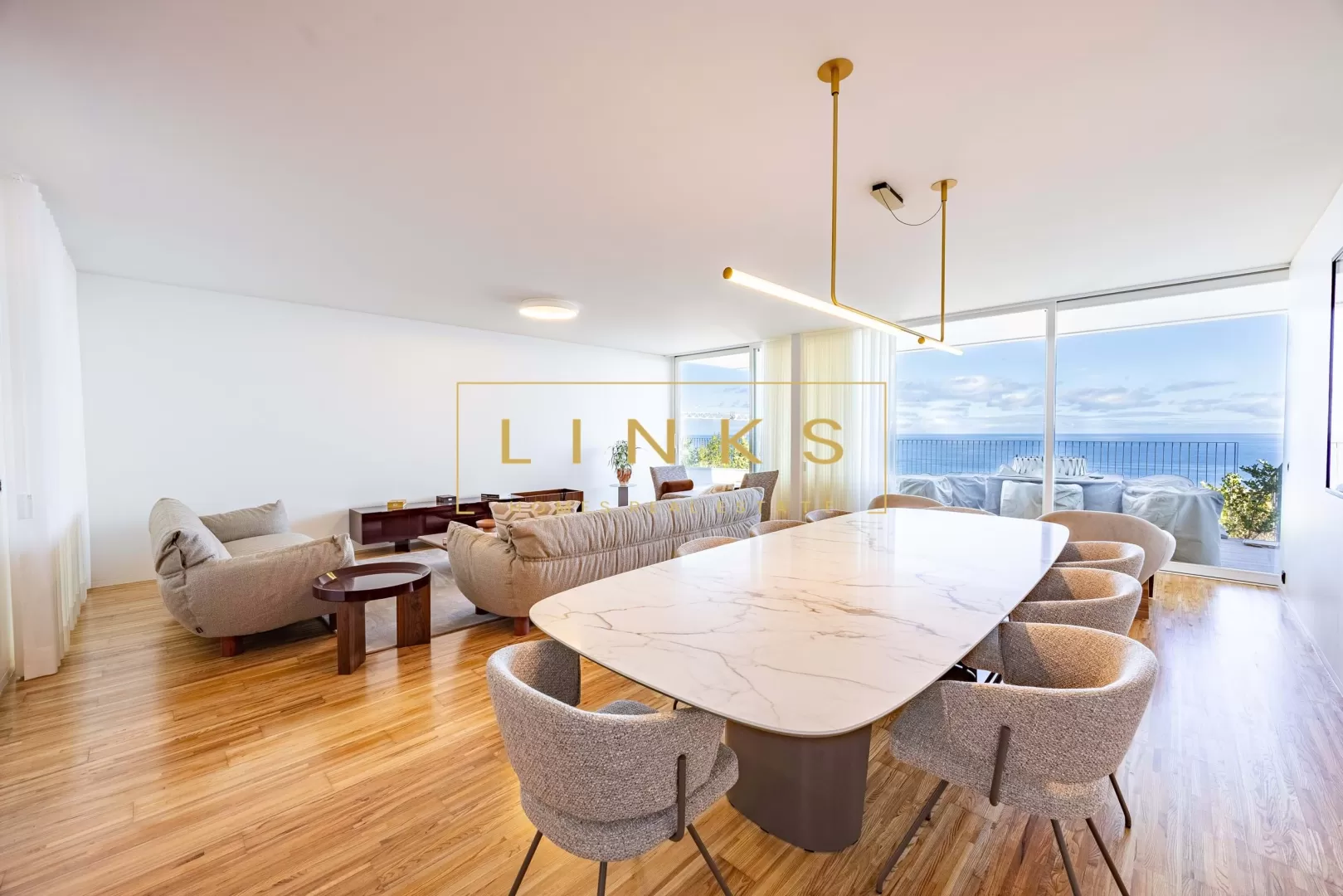 Moradia T3 de Luxo com Piscina Privada , Jardim e Vista Mar - Funchal