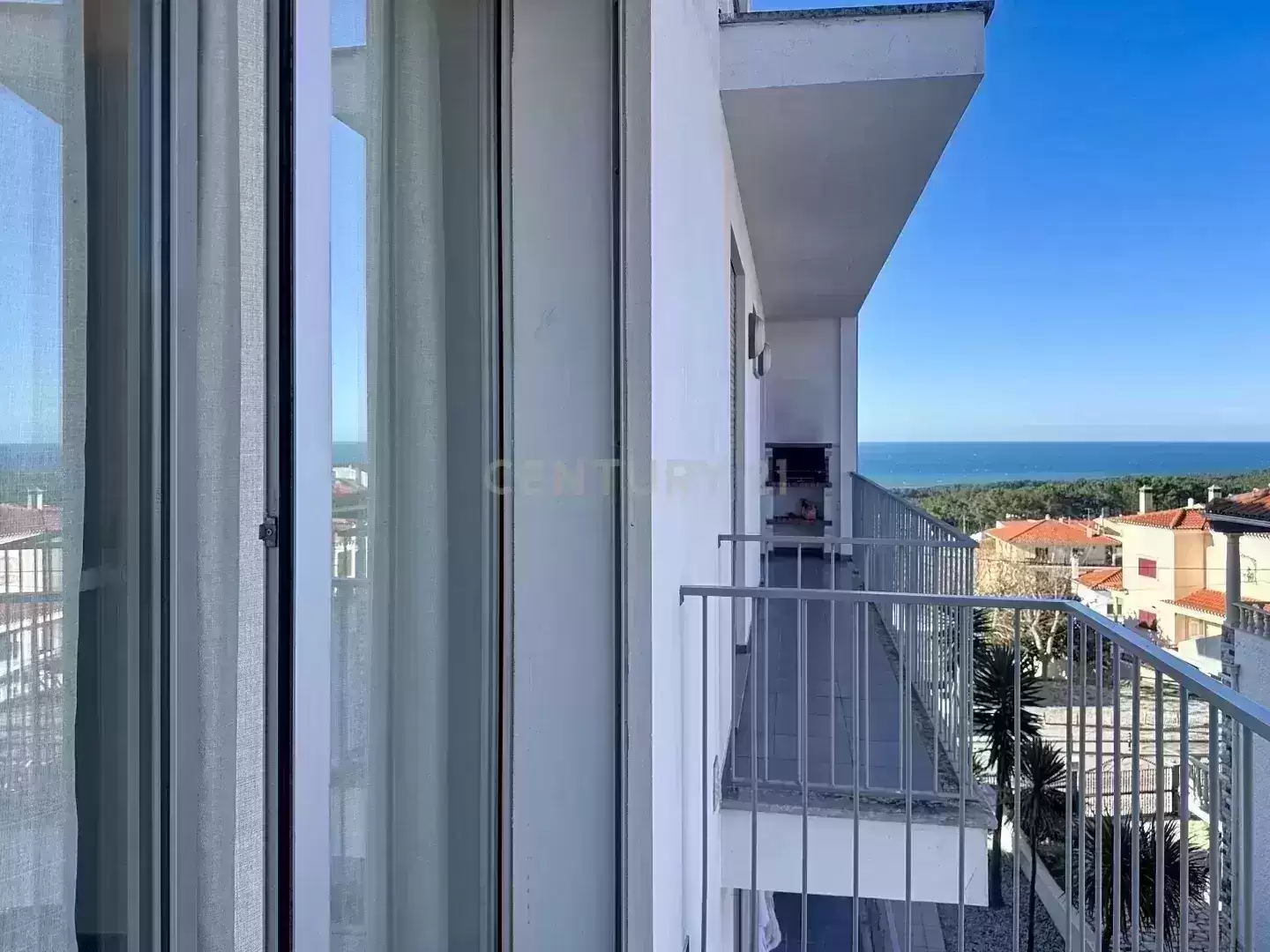 Penthouse T2 com Terraço e Piscina Privativa ? Sítio da Nazaré