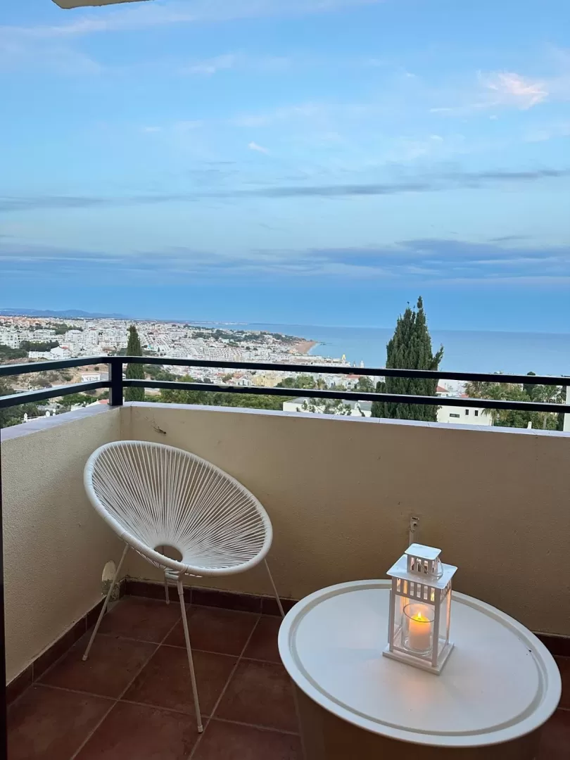 T0 renovado com vista mar, piscina e a 5 minutos a até da praia ? Centro de Albufeira