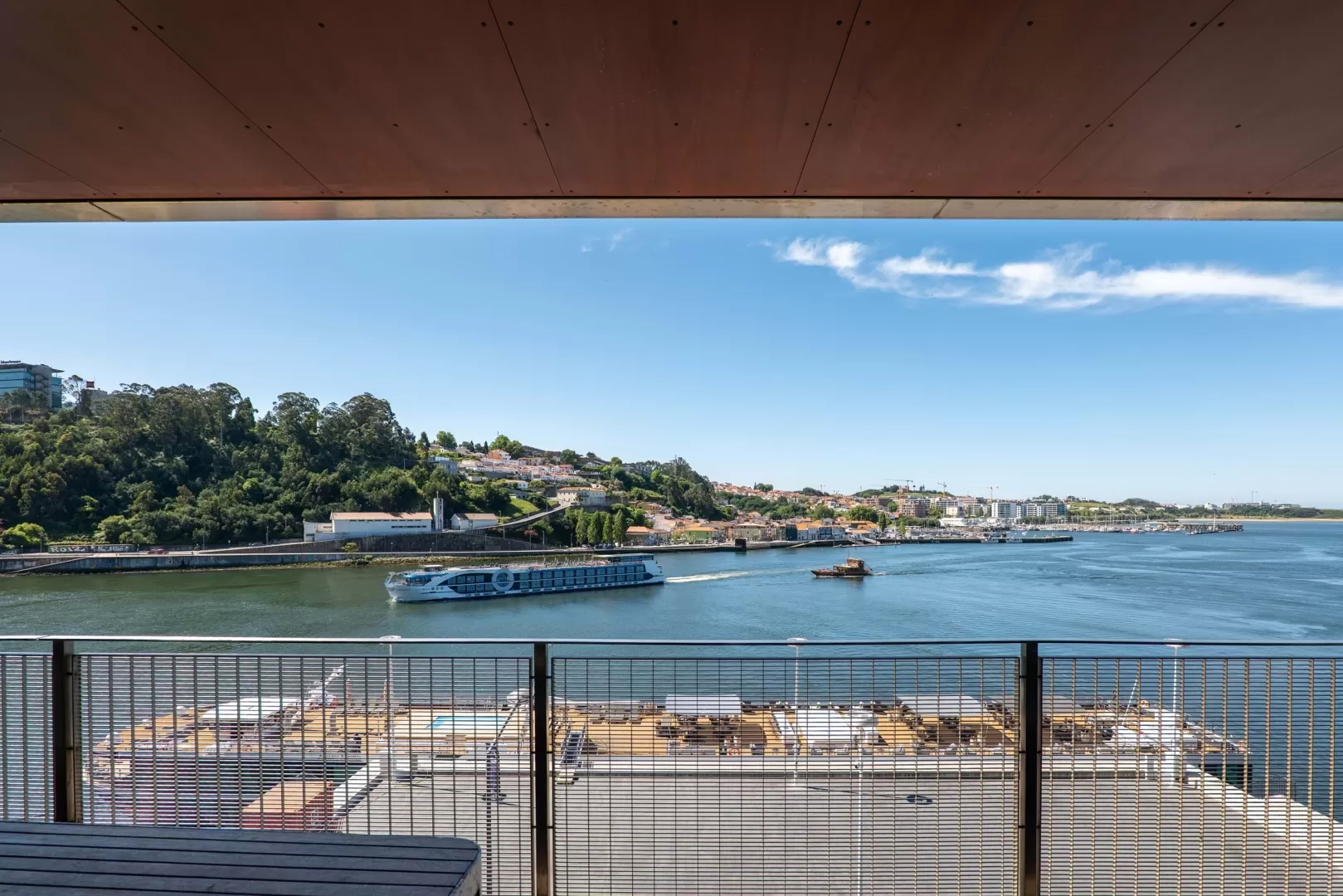 Apartamento Moderno T3 (3 quartos) para Venda no Porto, Foz do Douro